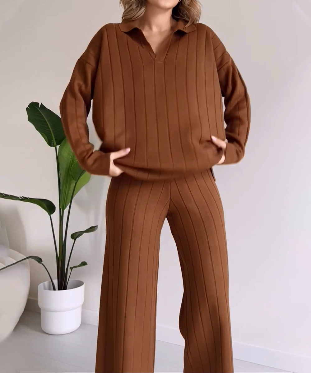 Conjunto Marie De Dos Piezas Jersey Cuello V