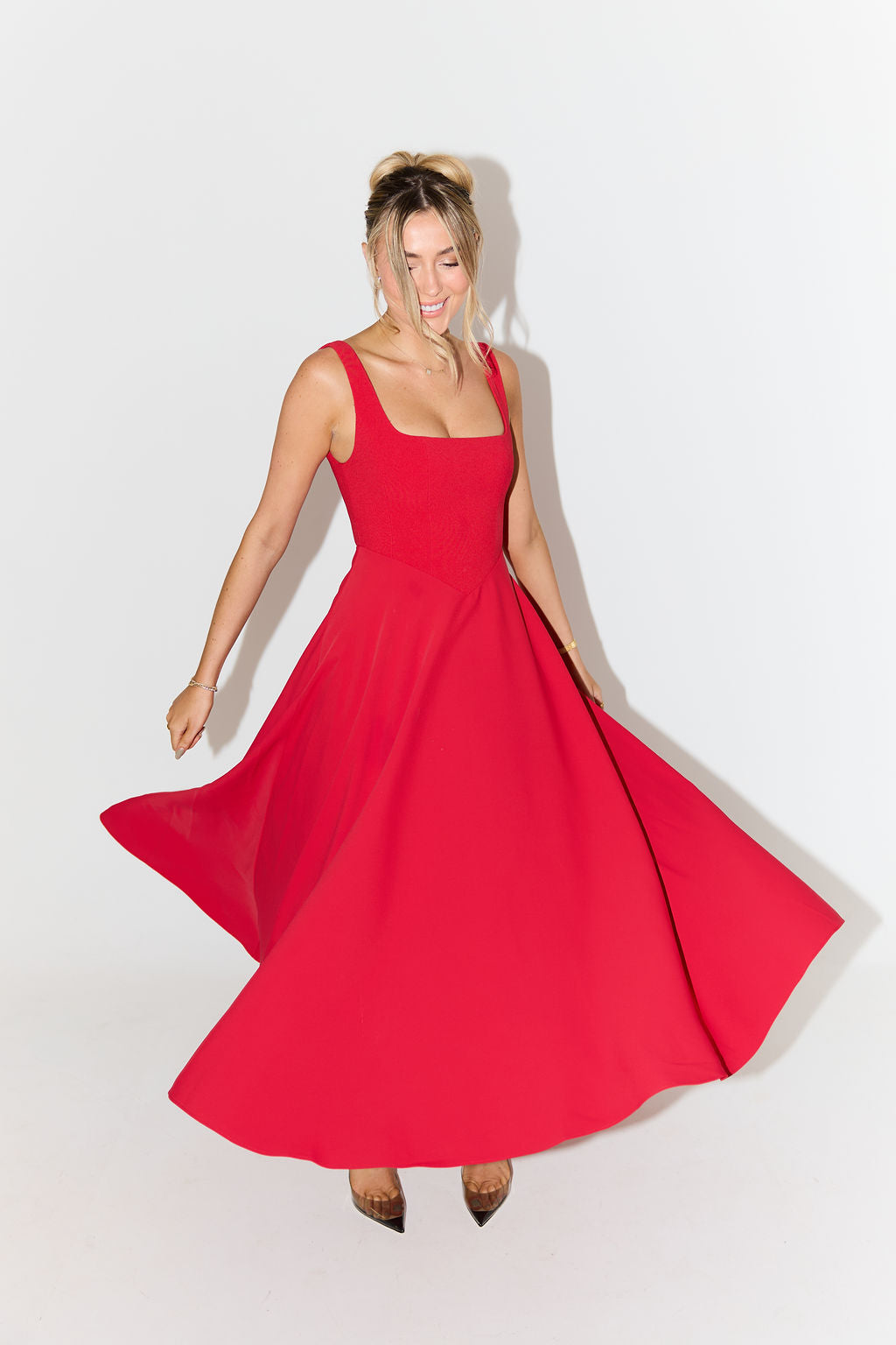 Amelia™ | Vestido Corte Elegante con Escote Cuadrado