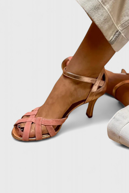 Hera Tacones Rosados – Elegancia y Plantilla Acolchada